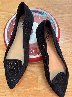 Vince Camuto Black Laser-Cut Pointed-Toe Flats